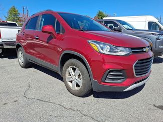 Used 2019 Chevrolet Trax LT w/ Sun & Sound Package video 1
