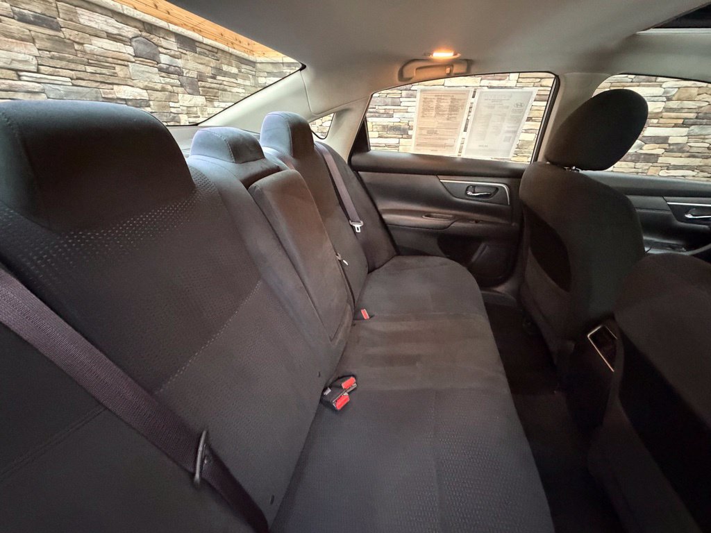 Used 2015 Nissan Altima 2.5 SV w/ Convenience Package FWD image 47