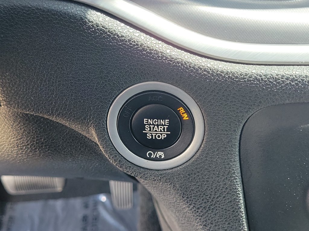 Used 2022 Dodge Charger R/T RWD image 24