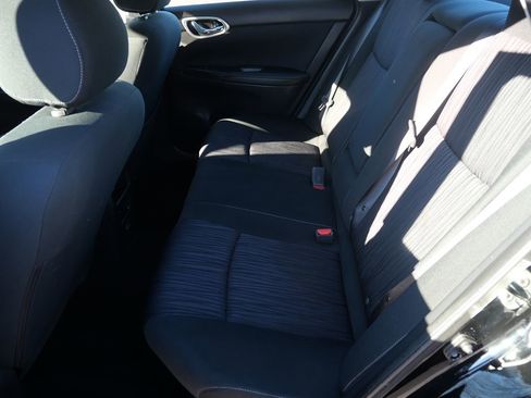 Used 2019 Nissan Sentra SV image 21