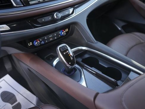 Used 2018 Buick Enclave Avenir w/ Avenir Technology Package image 28