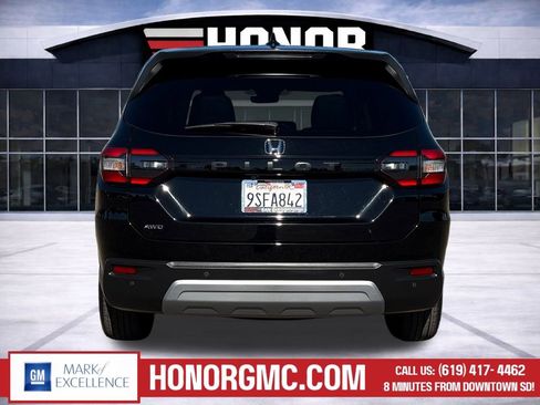 Used 2025 Honda Pilot EX-L image 4
