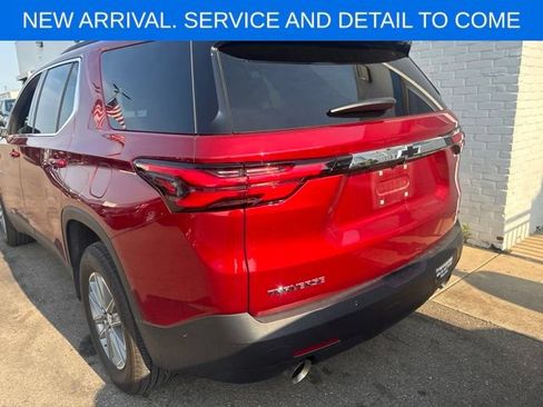 Certified 2023 Chevrolet Traverse LT FWD image 9