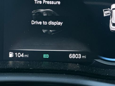 Used 2025 Genesis GV70 3.5T Sport image 29