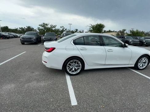 Used 2025 BMW 330i Sedan RWD image 8