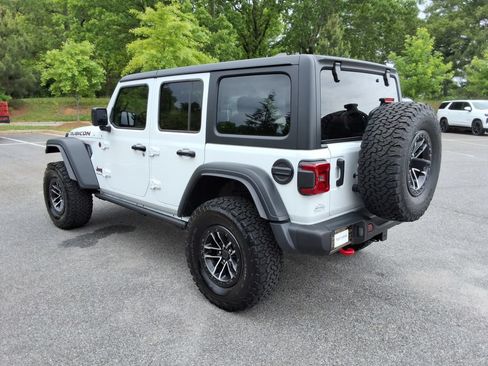 Used 2024 Jeep Wrangler Unlimited Rubicon w/ XTREMEE 35" Tire Package AWD/4WD image 7