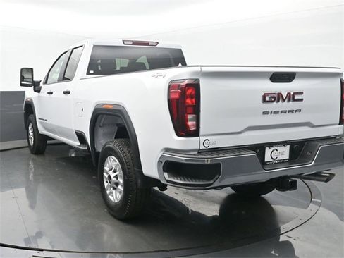 New 2026 GMC Sierra 2500 Pro w/ Convenience Package image 4