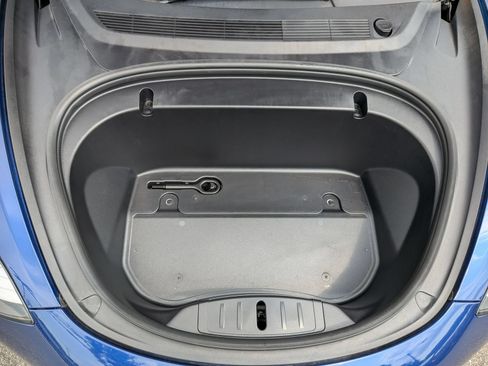 Used 2020 Tesla Model 3 Standard Range RWD image 38