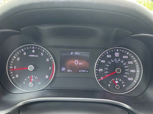 Used 2019 Kia Forte S w/ S Premium Package FWD image 14
