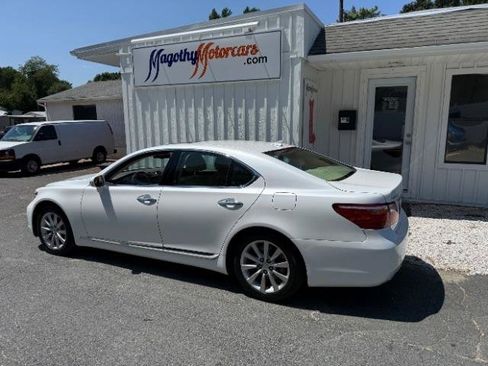 Used 2010 Lexus LS 460 AWD w/ Comfort Pkg image 13