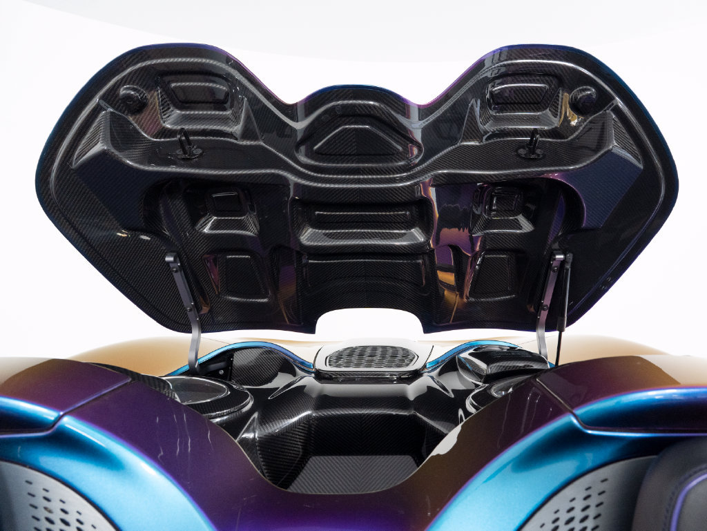 Used 2021 McLaren Elva RWD image 42