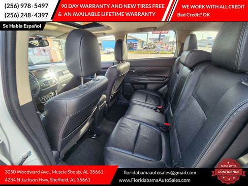 Used 2018 Mitsubishi Outlander SEL image 14
