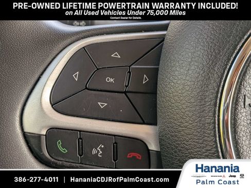 Used 2020 Jeep Renegade Latitude FWD image 26