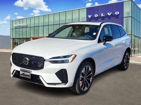 New 2026 Volvo XC60 B5 Plus w/ Protection Package Premier image 25