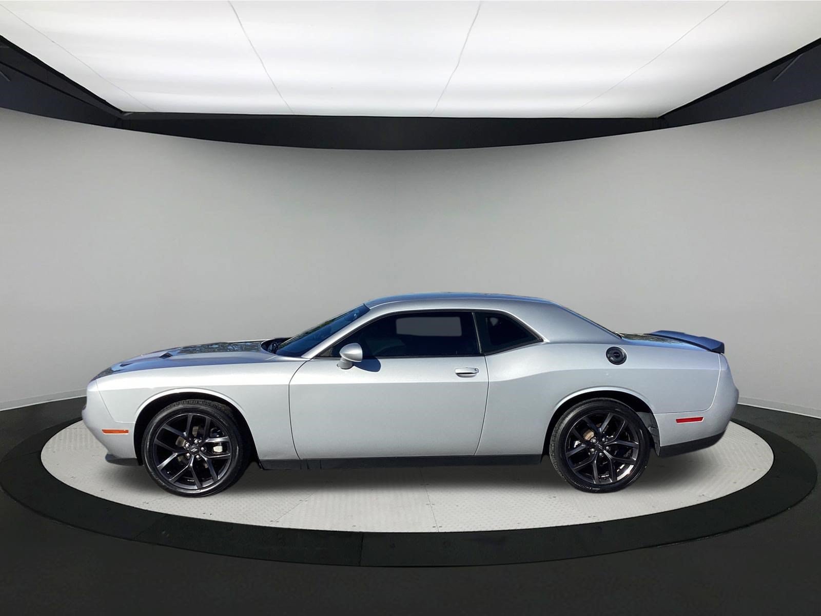 Used 2021 Dodge Challenger SXT w/ Blacktop Package RWD image 5