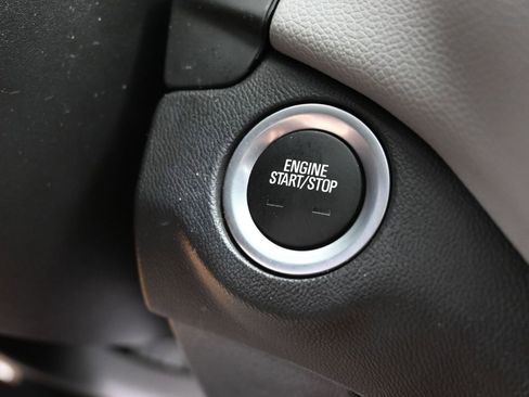 Used 2024 Chevrolet Equinox LS image 18