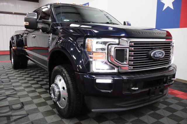 Used 2021 Ford F450 Platinum w/ FX4 Off-Road Package AWD/4WD image 27