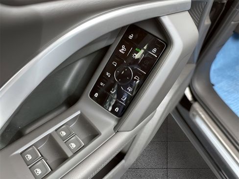 New 2025 Audi Q5 Premium Plus image 13