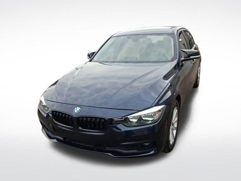 Used 2016 BMW 320i Sedan image 4