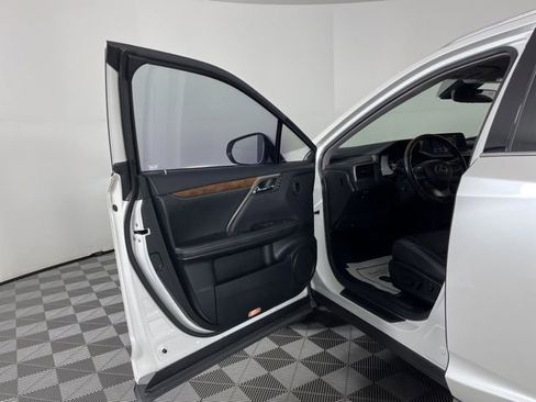 Used 2021 Lexus RX 350L FWD w/ Premium Package image 17