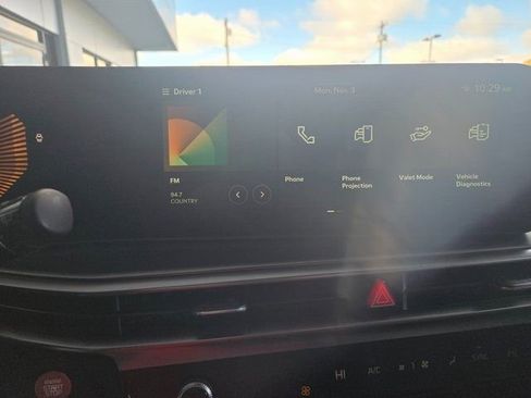 New 2026 Kia Sorento S w/ S Panoramic Sunroof Package image 4