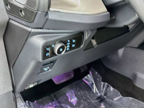 Used 2025 Ford Bronco Outer Banks AWD/4WD image 10