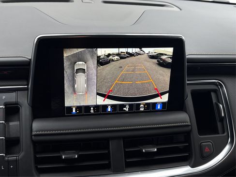 Used 2023 GMC Yukon AT4 w/ Technology Package AWD/4WD image 25