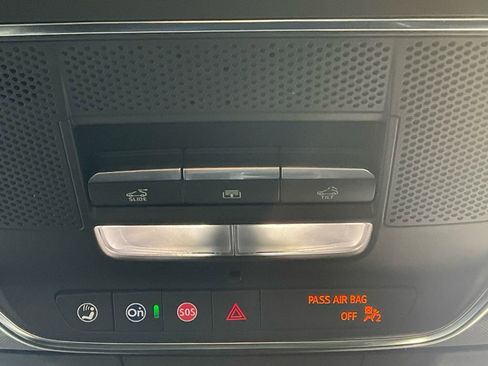 Used 2025 Chevrolet Equinox EV RS w/ LPO, Trailering Package image 11