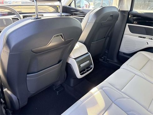 New 2026 Lincoln Nautilus Premier w/ Jet Appearance Package image 17
