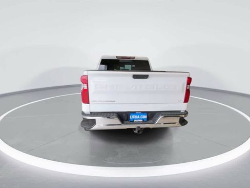 Used 2019 Chevrolet Silverado 1500 LT w/ Convenience Package AWD/4WD image 7