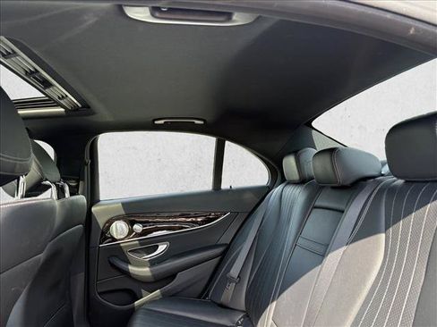 Used 2017 Mercedes-Benz E 300 4MATIC image 14