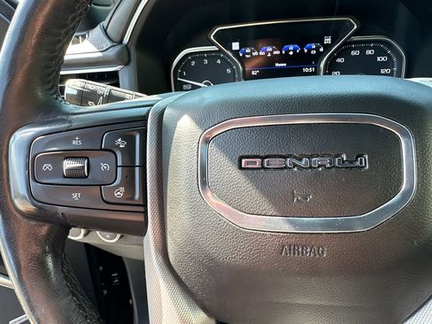 Used 2021 GMC Yukon Denali w/ Denali Premium Package AWD/4WD image 26