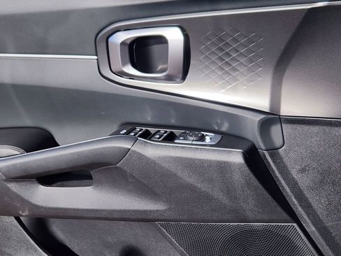 New 2026 Kia Sorento S image 8