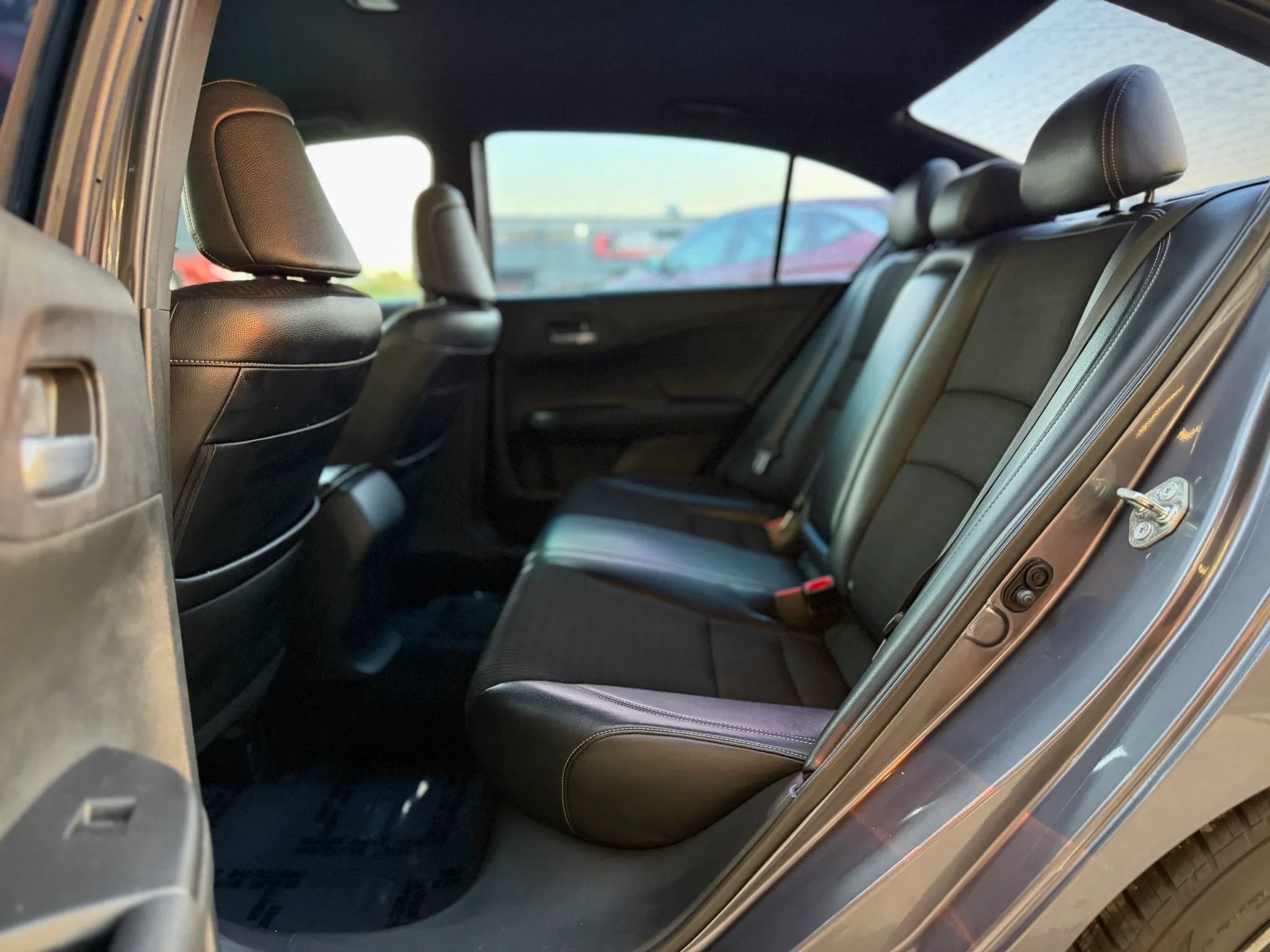 Used 2016 Honda Accord Sport image 15