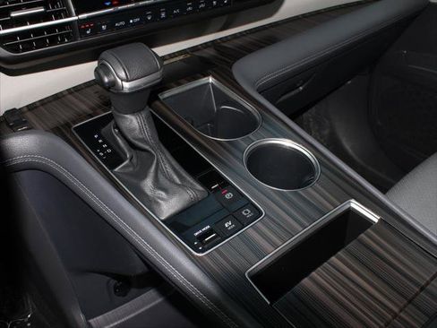 Certified 2023 Toyota Sienna Limited image 15