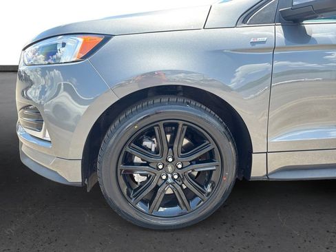 Certified 2024 Ford Edge ST-Line AWD/4WD image 13