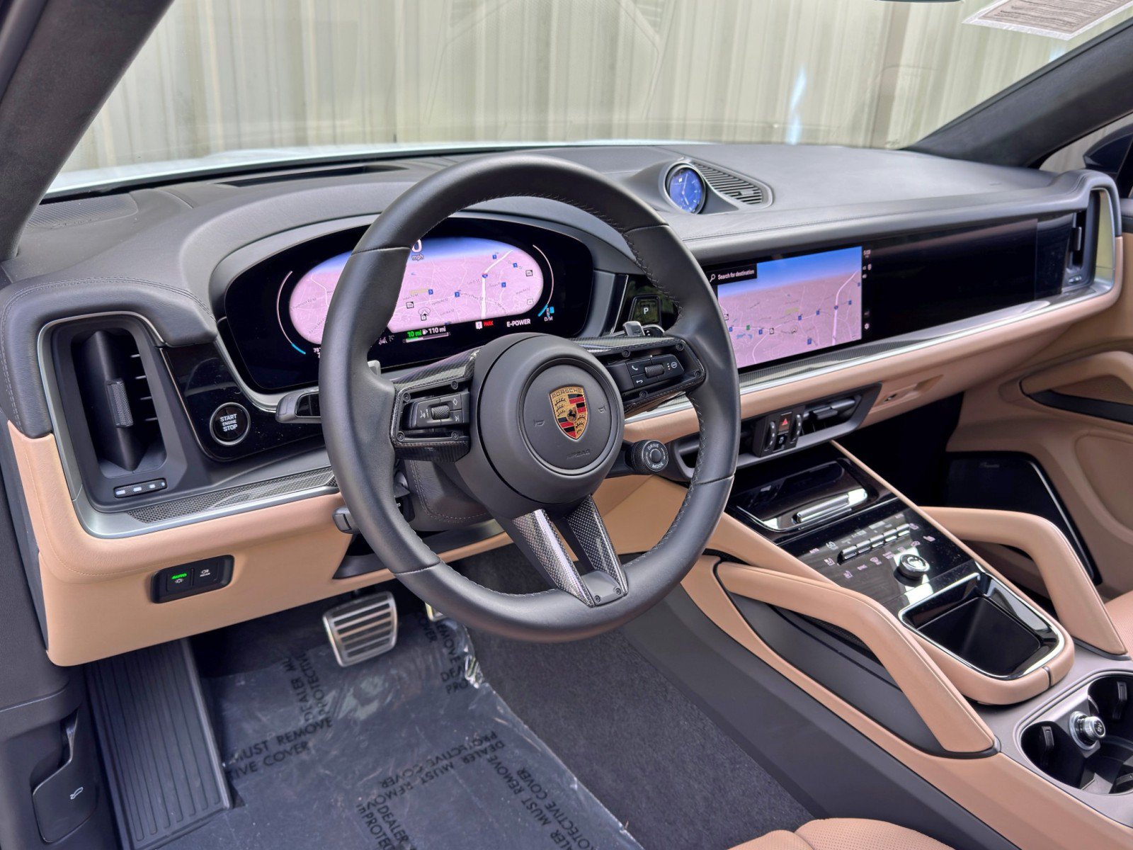 Used 2024 Porsche Cayenne Turbo AWD/4WD image 14