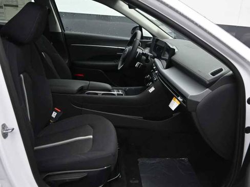 New 2026 Hyundai Sonata SEL image 11