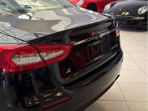 Used 2018 Maserati Quattroporte S RWD image 44