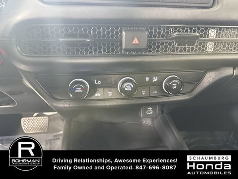 Used 2023 Honda HR-V LX image 9