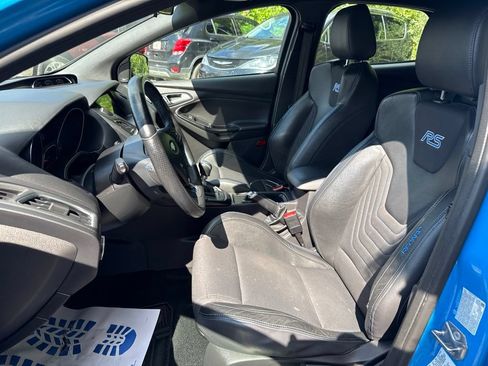Used 2017 Ford Focus RS AWD/4WD image 12