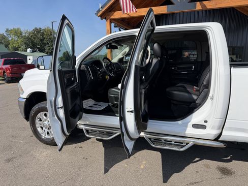 Used 2017 RAM 2500 Laramie AWD/4WD image 7