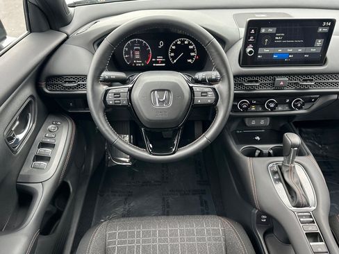 Used 2026 Honda HR-V Sport image 15
