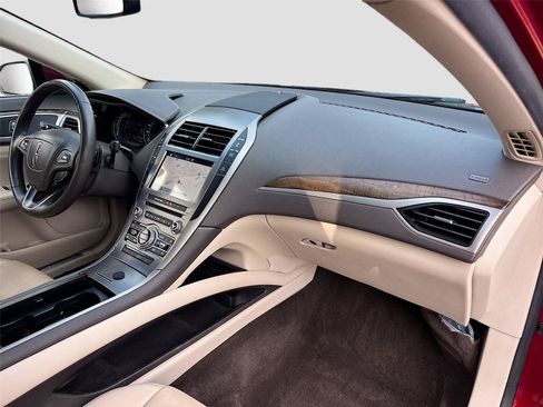 Used 2017 Lincoln MKZ Select w/ Select Plus Package FWD image 29