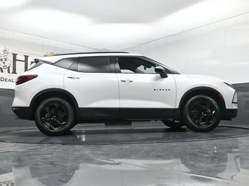 Used 2024 Chevrolet Blazer LT w/ Convenience Package FWD image 53
