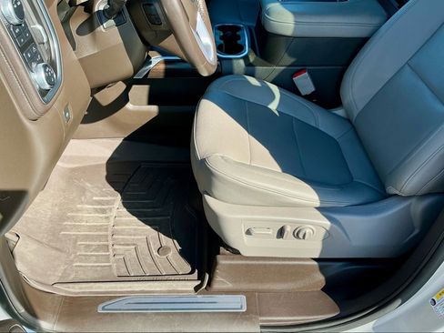 Used 2022 GMC Sierra 1500 SLT w/ SLT Premium Plus Package image 44