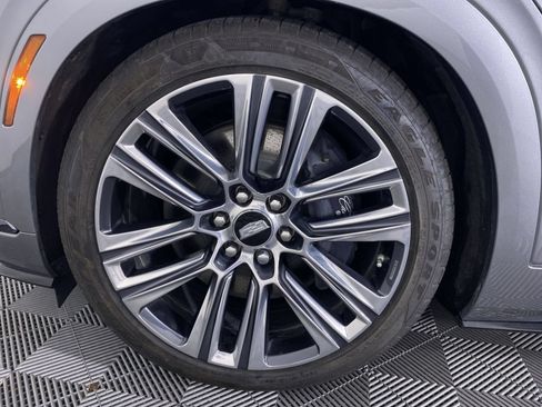 Certified 2026 Cadillac Vistiq Sport w/ LPO, Floor Liner Package AWD/4WD image 14