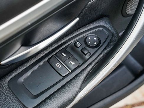 Used 2019 BMW 440i xDrive Coupe w/ M Sport Package image 9