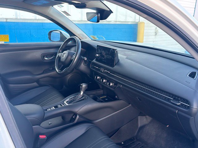 Used 2023 Honda HR-V EX-L image 9