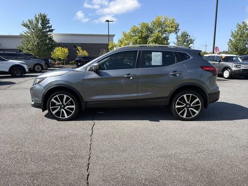 Used 2018 Nissan Rogue Sport SL FWD image 8